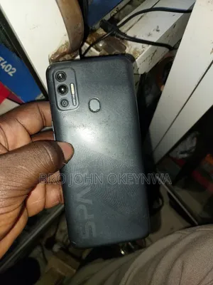 Tecno Spark 7 32 GB Silver