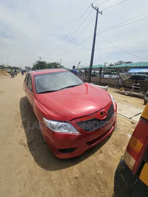 Toyota Camry 2011 Red