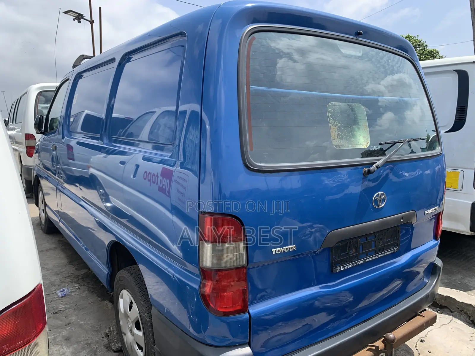 Toyota HiAce 2007 Blue