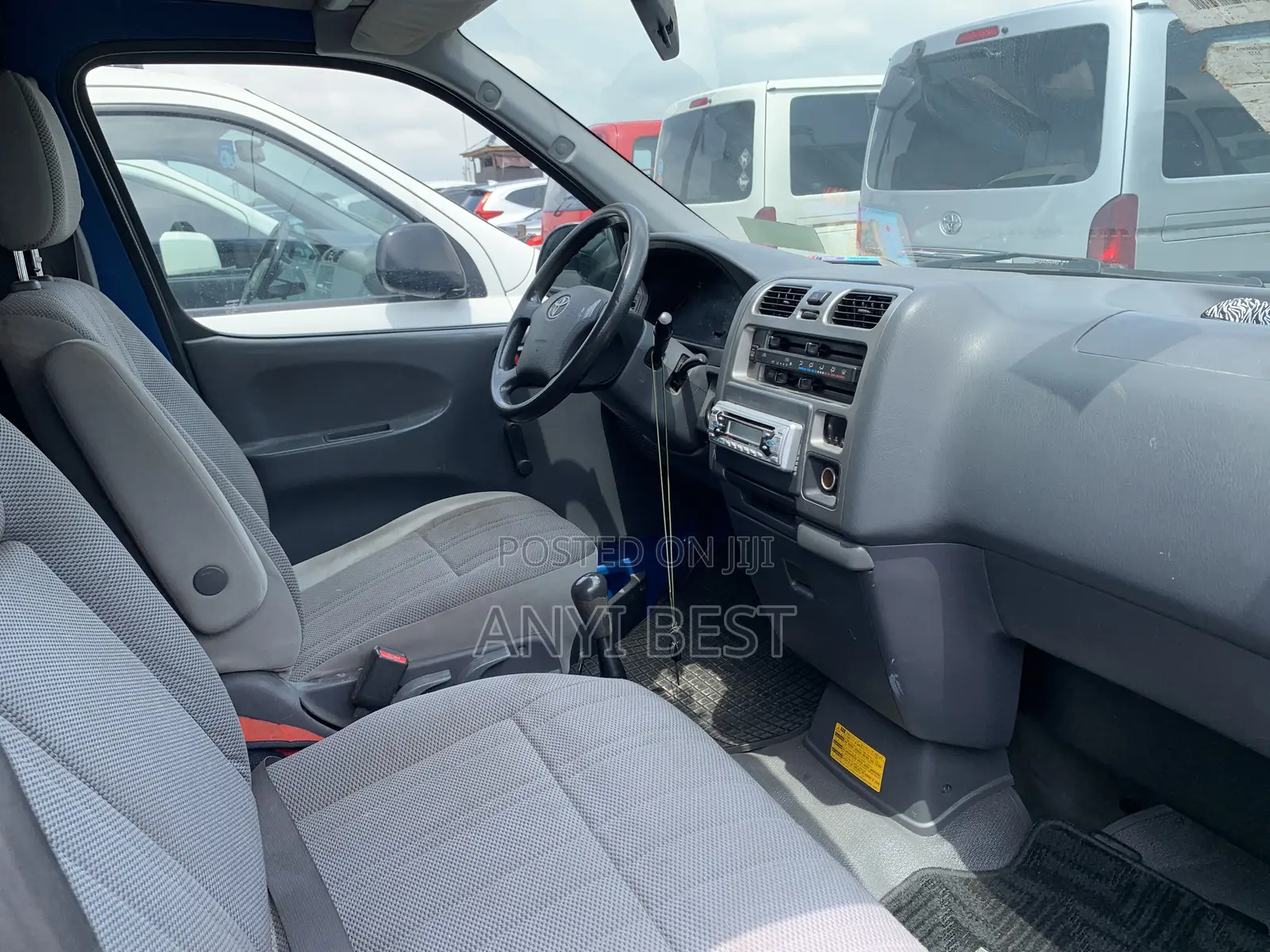 Toyota HiAce 2007 Blue