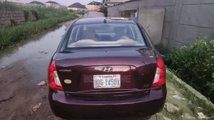 Hyundai Accent GLS Automatic 2010 Red