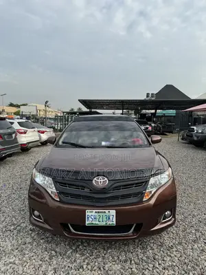 Toyota Venza V6 AWD 2012 Brown