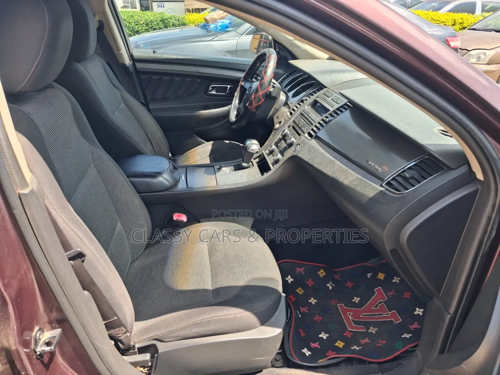 Ford Taurus SEL 2011 Burgundy