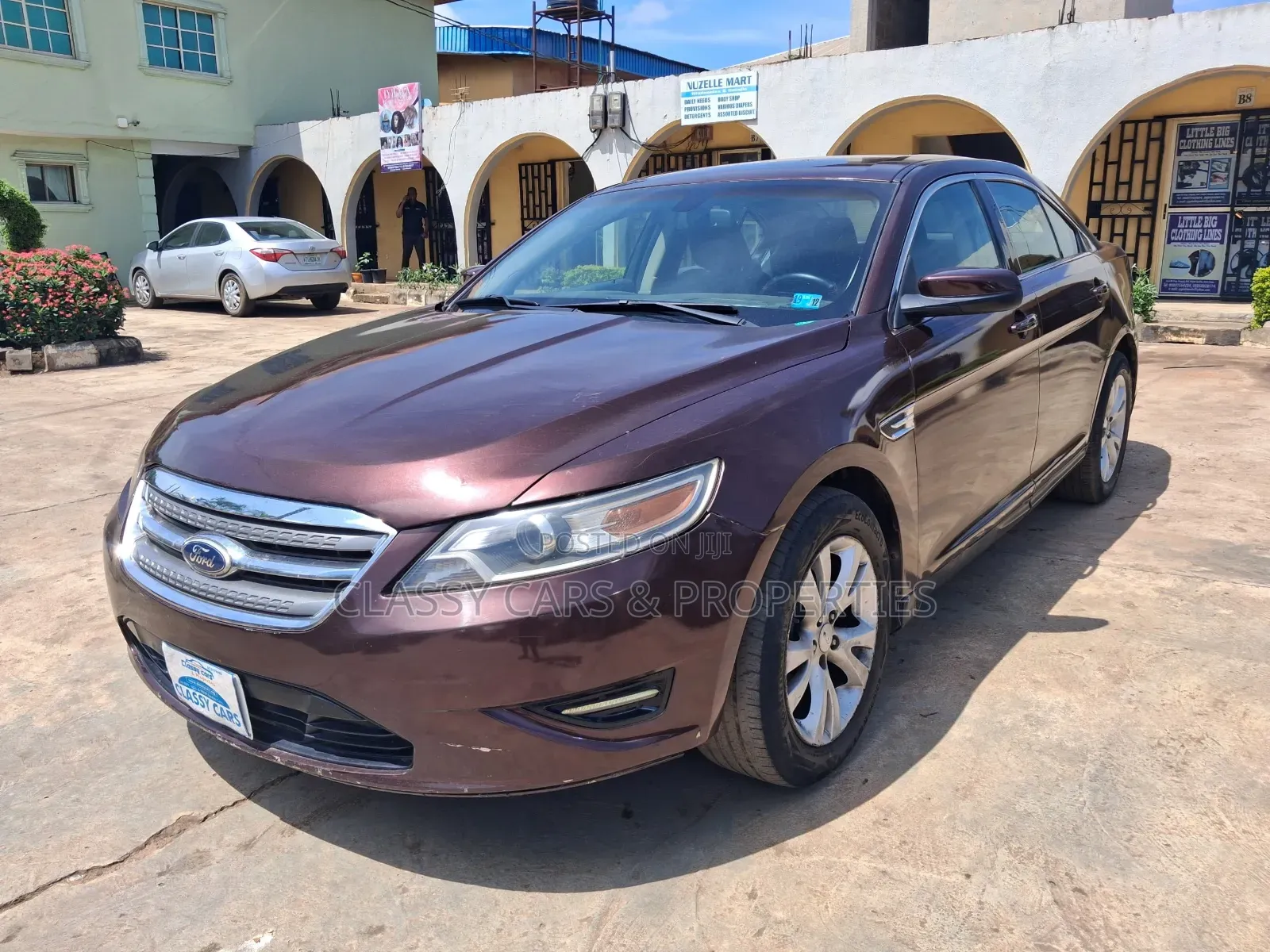 Ford Taurus SEL 2011 Burgundy
