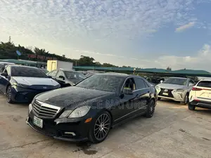 Mercedes-Benz E350 Base 4dr Sedan RWD (3.5L 6cyl 7A) 2011 Black