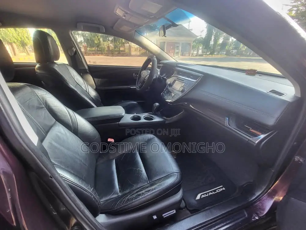 Toyota Avalon 2016 Black