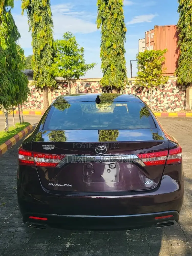 Toyota Avalon 2016 Black