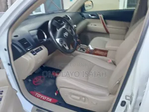 Toyota Highlander Limited 2012 Off white