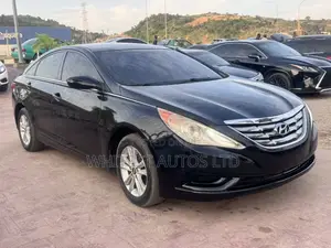 Hyundai Sonata SE 2.0T Sedan FWD (2.0L 4cyl 6A) 2012 Black