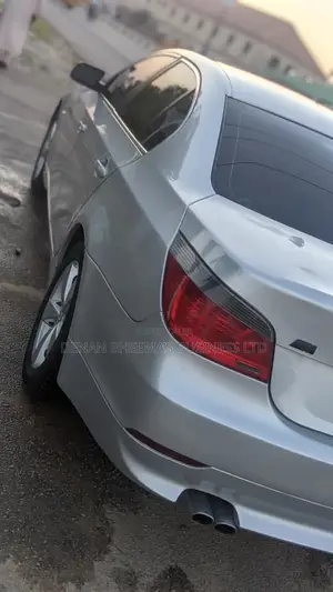 BMW 528i 2009 Silver