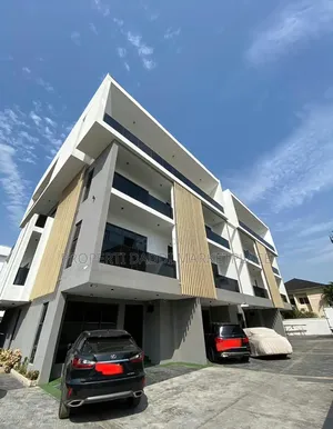 Furnished 4bdrm Townhouse/Terrace in Lekki Phase 1 for sale