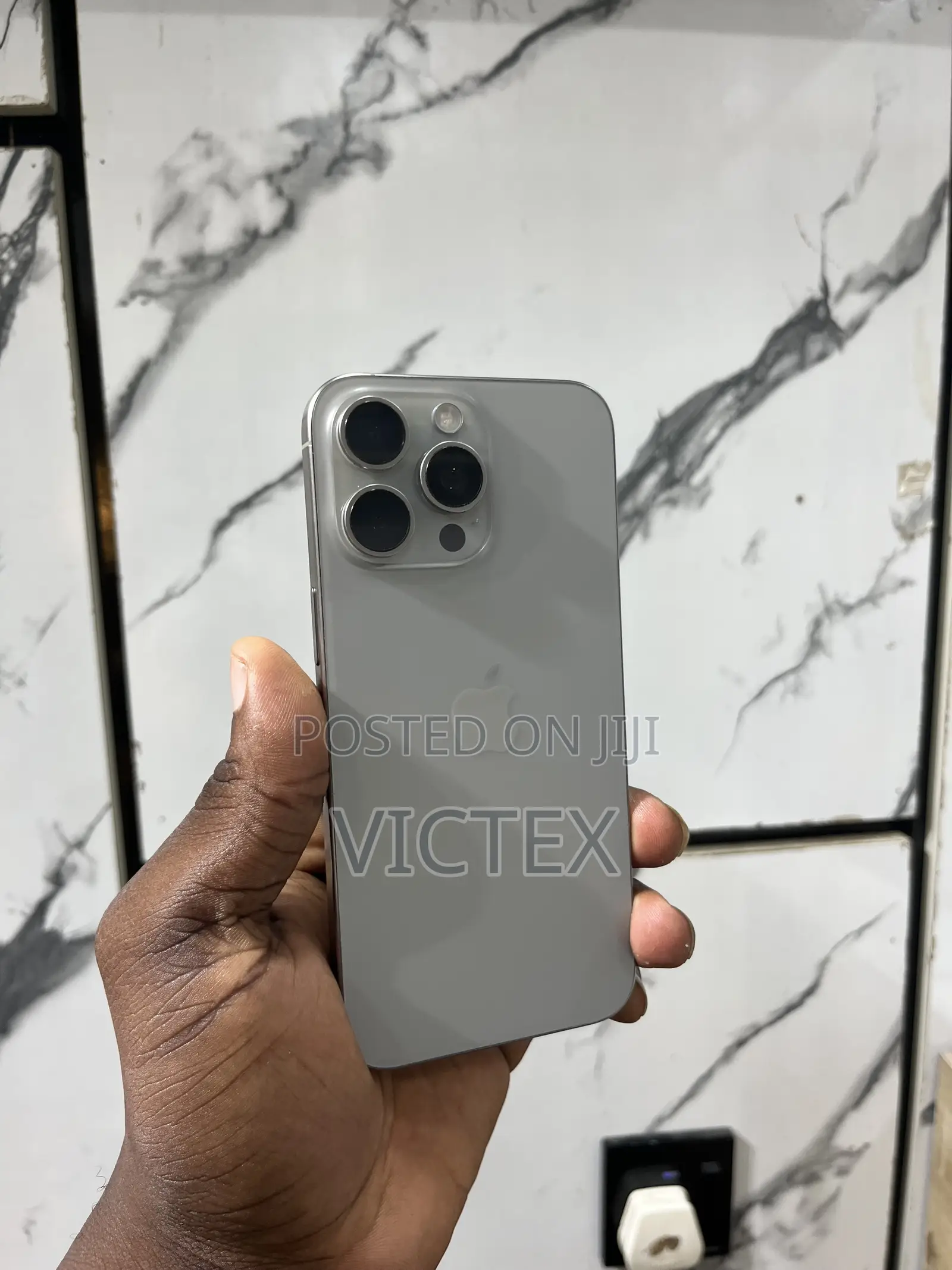 Apple iPhone 15 Pro Max 256 GB Gray