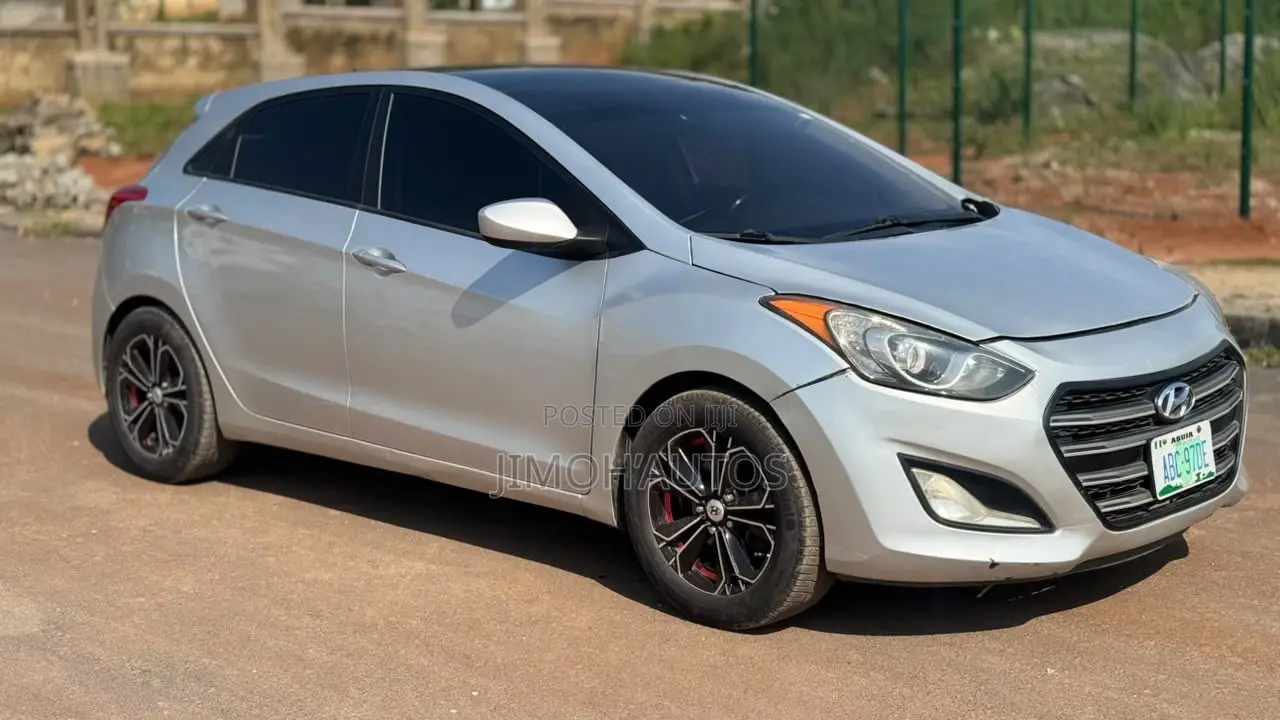 Hyundai Elantra 2013 Silver
