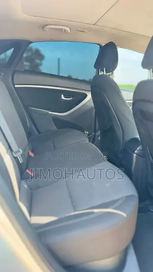 Hyundai Elantra 2013 Silver