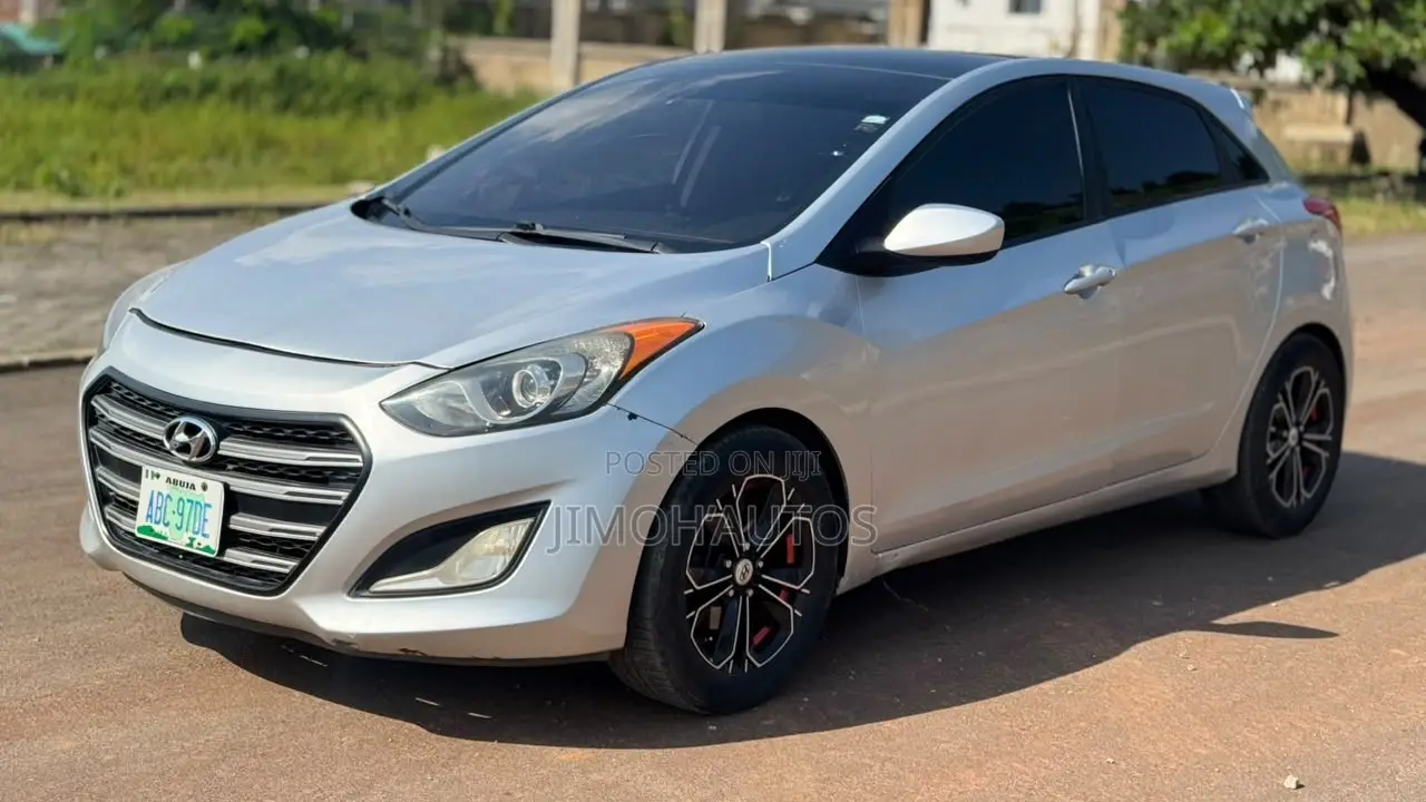 Hyundai Elantra 2013 Silver