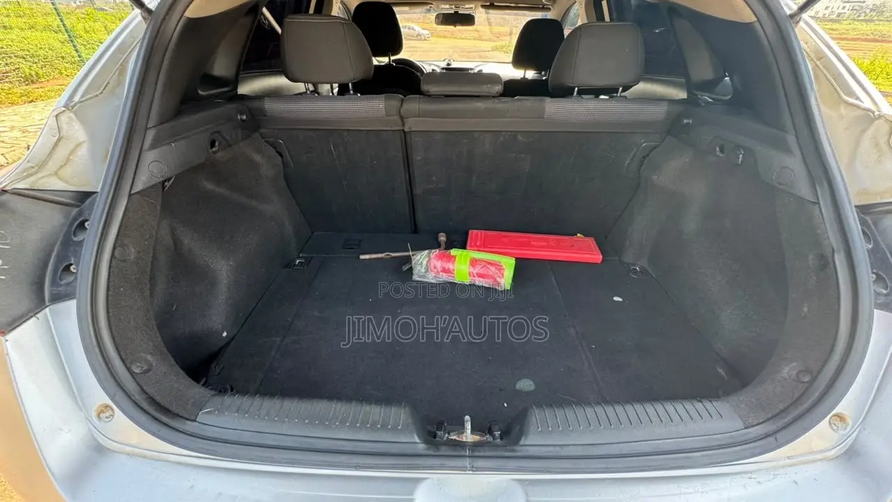 Hyundai Elantra 2013 Silver