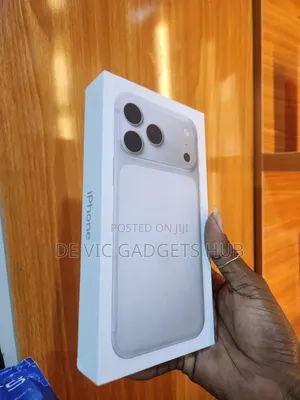 New Apple iPhone 17 Pro Max 256 GB Silver
