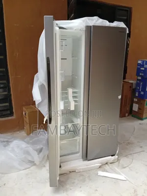 First-Class Hisense RC-67WSI Side-by-Side 518L Refrigerator