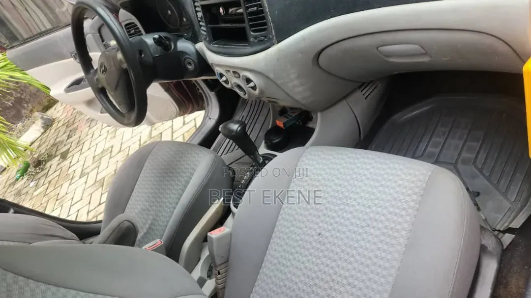 Hyundai Accent GLS Automatic 2010 Red