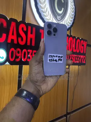 Apple iPhone 15 Pro Max 256 GB