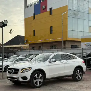 Mercedes-Benz GLC-Class 2017 White