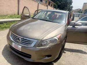 Honda Accord Coupe EX-L 2010 Gold