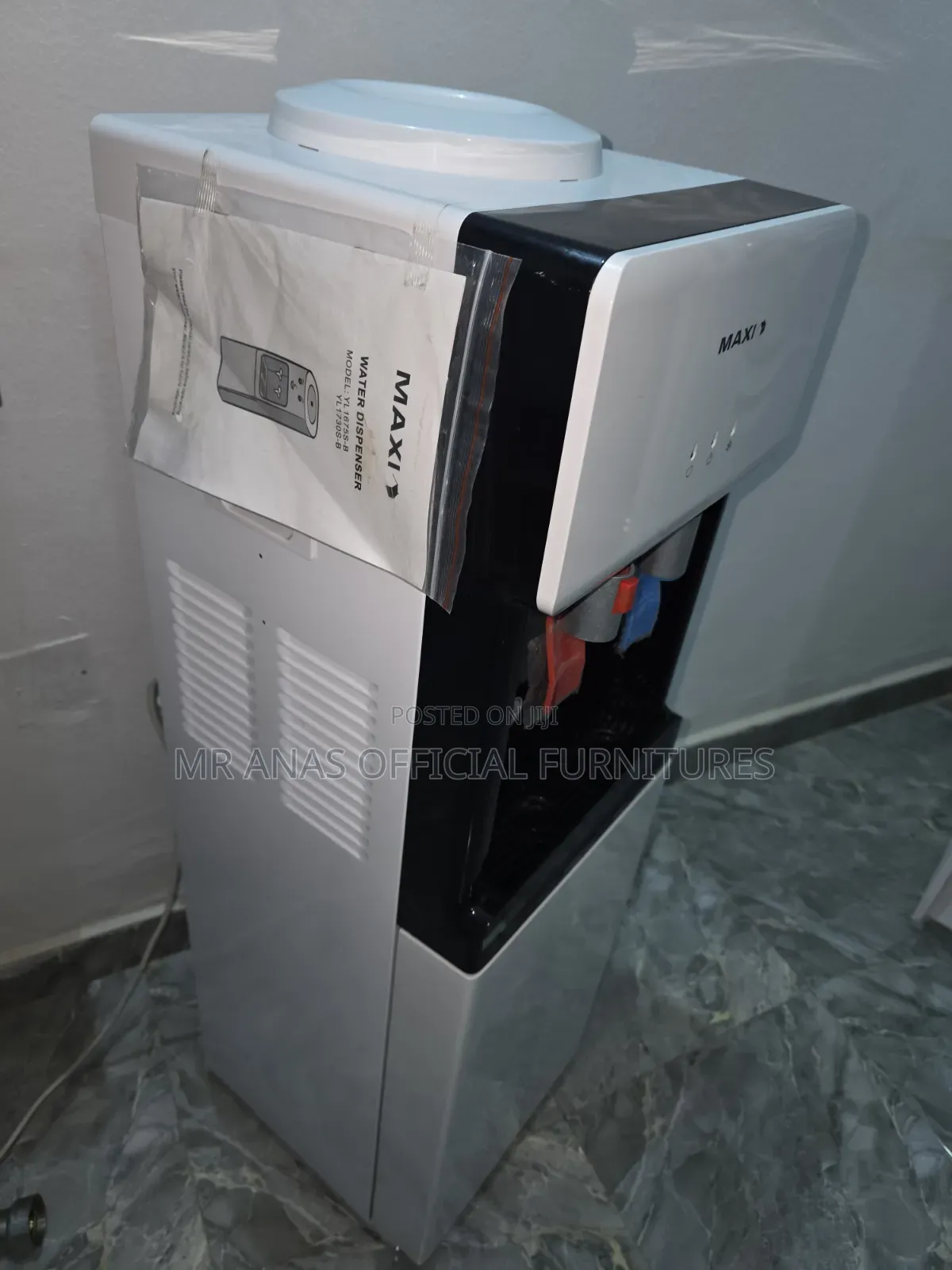 Maxi Water Dispenser With Fridge