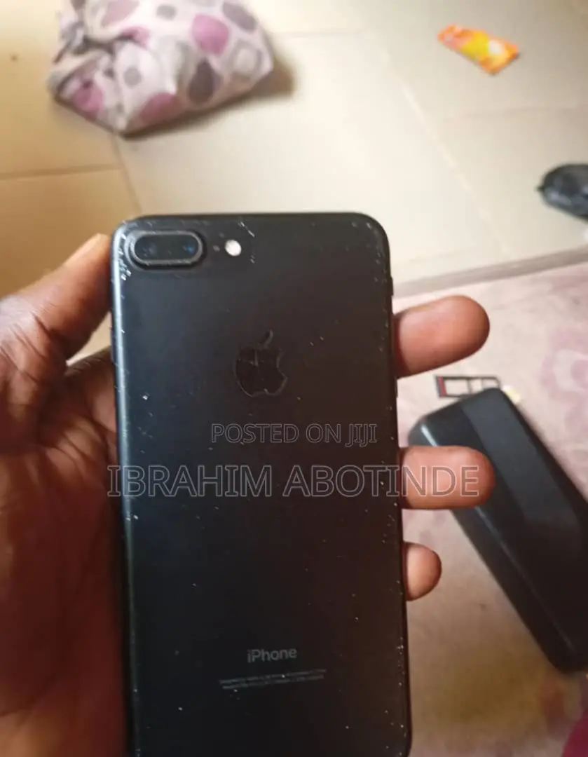 Apple iPhone 7 Plus 32 GB Black