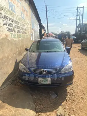 Toyota Camry LE 4dr Sedan (2.4L 4cyl 5A) 2005 Blue