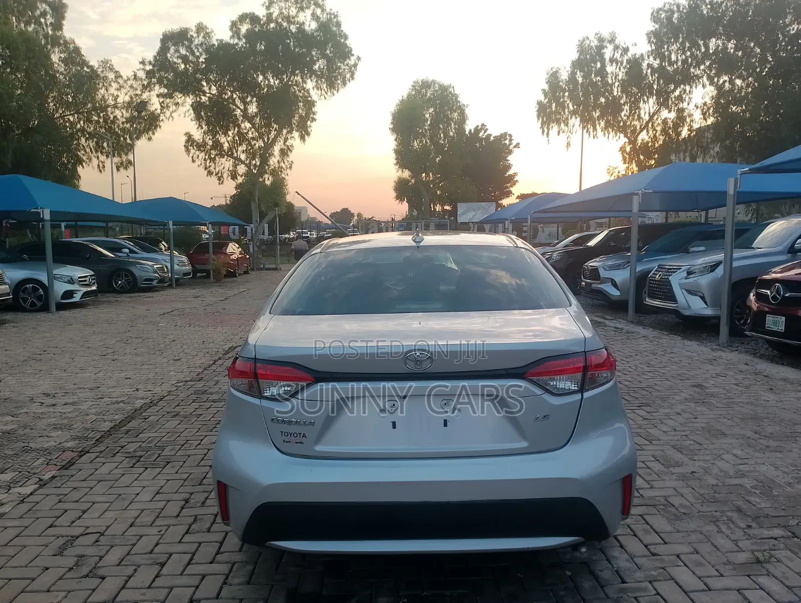 Toyota Corolla LE 2020 Blue