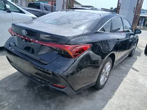 Toyota Avalon 2025 Black