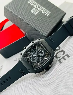 Naviforce Quality Men Rubber Strap Wristwatch