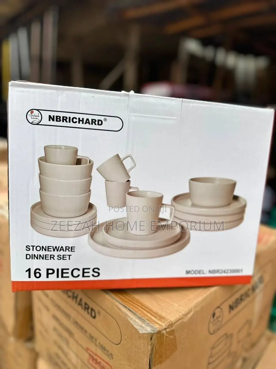 Stoneware Dinner Sets
