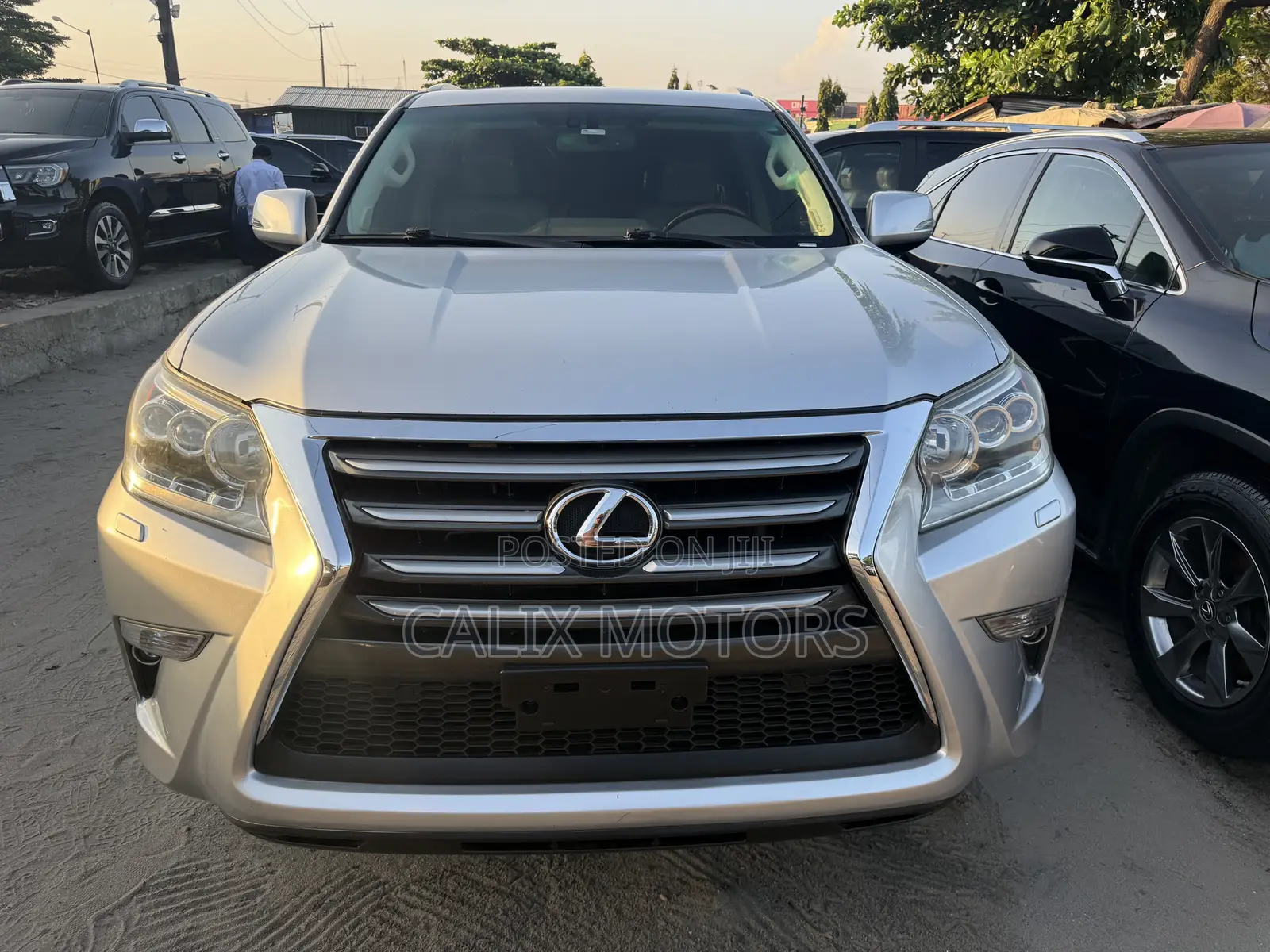 Lexus GX 2016 Silver