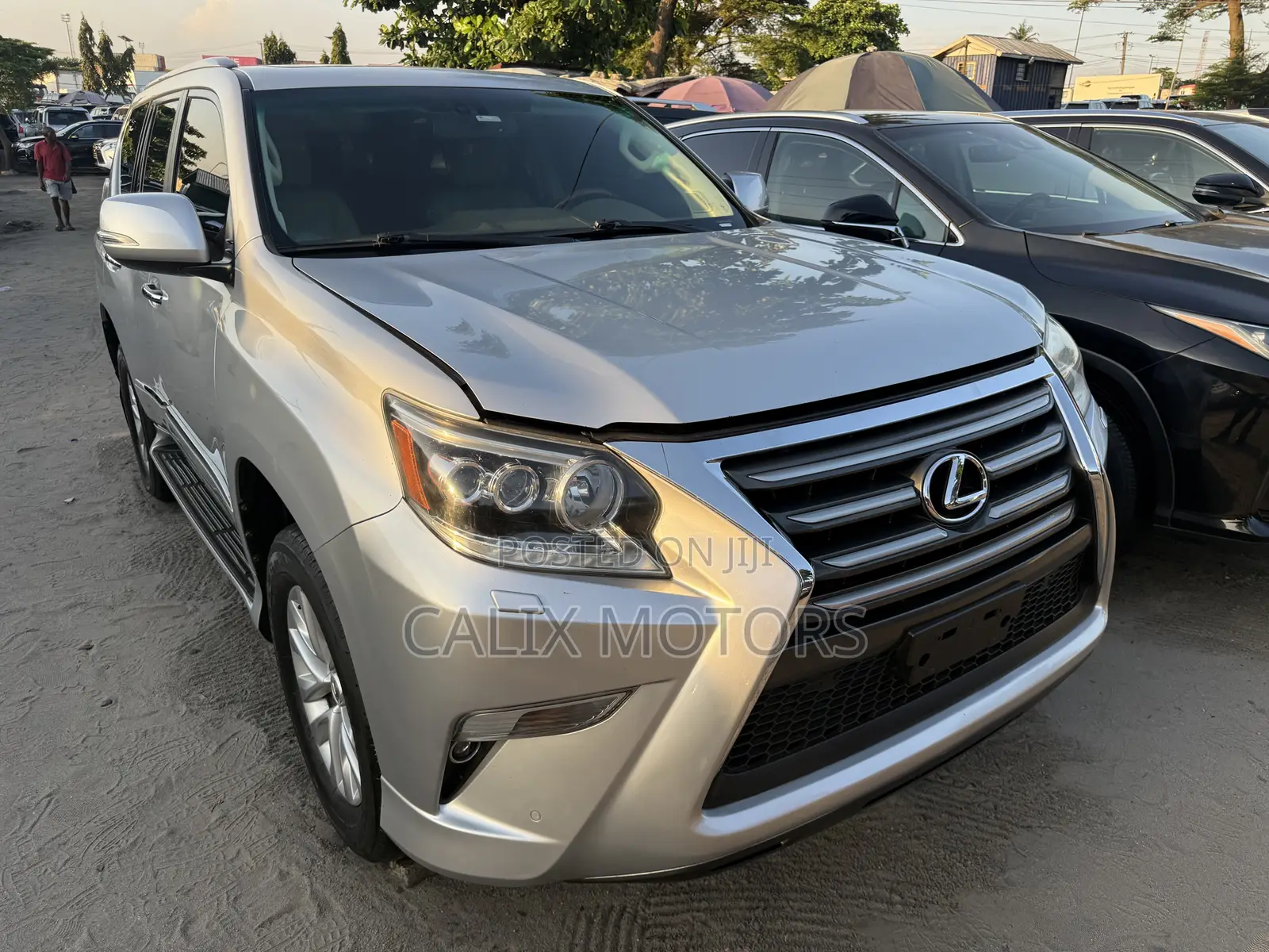 Lexus GX 2016 Silver