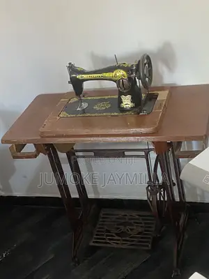 Butterfly Sewing Machine - Manual Used