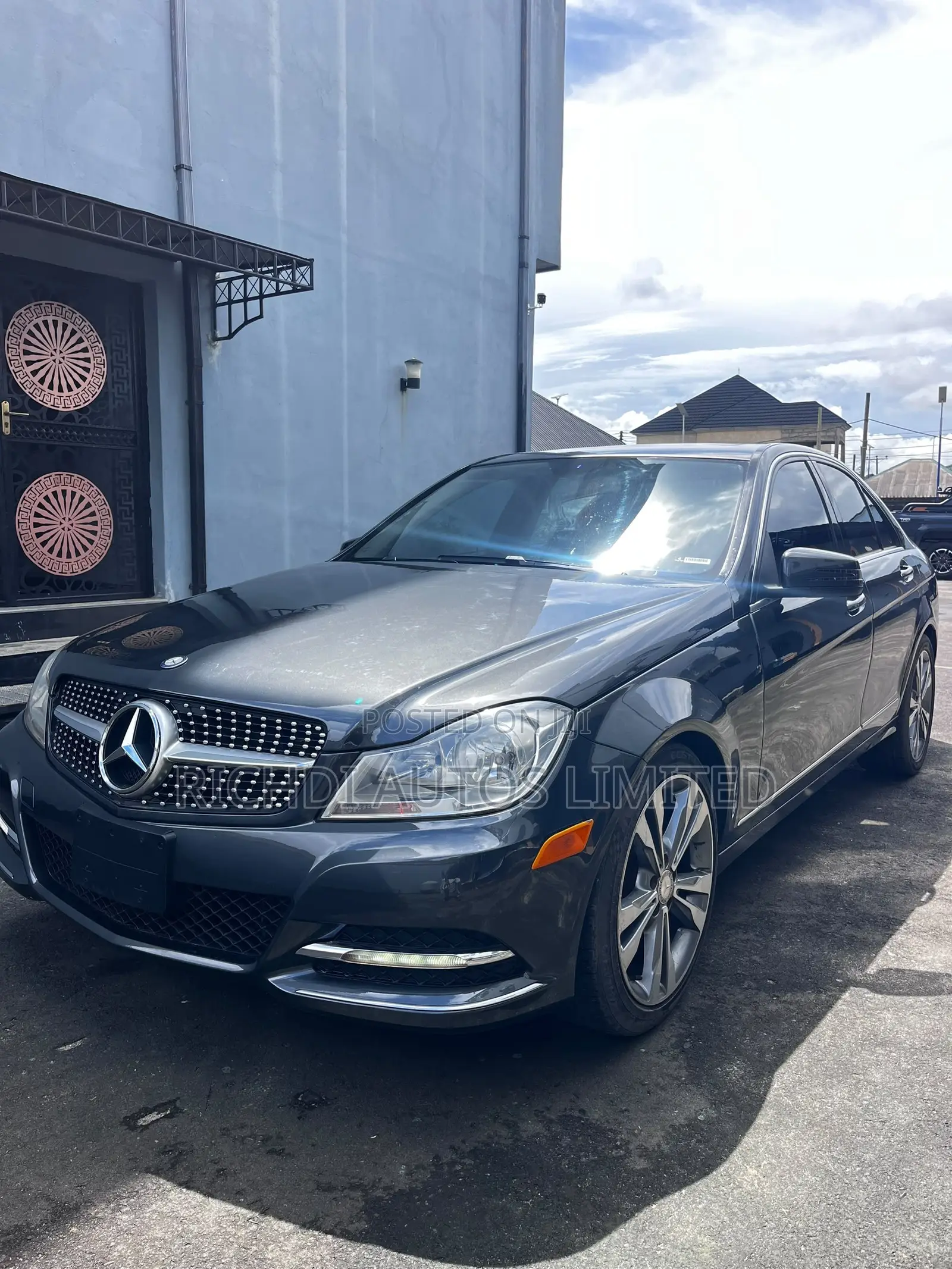 Mercedes-Benz C300 2013 Gray