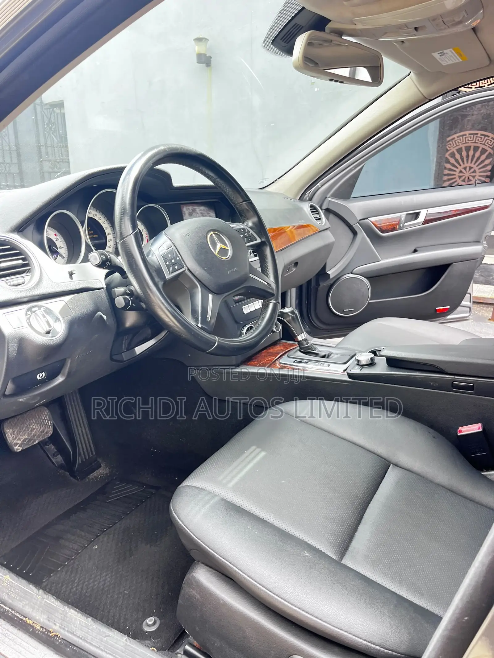 Mercedes-Benz C300 2013 Gray