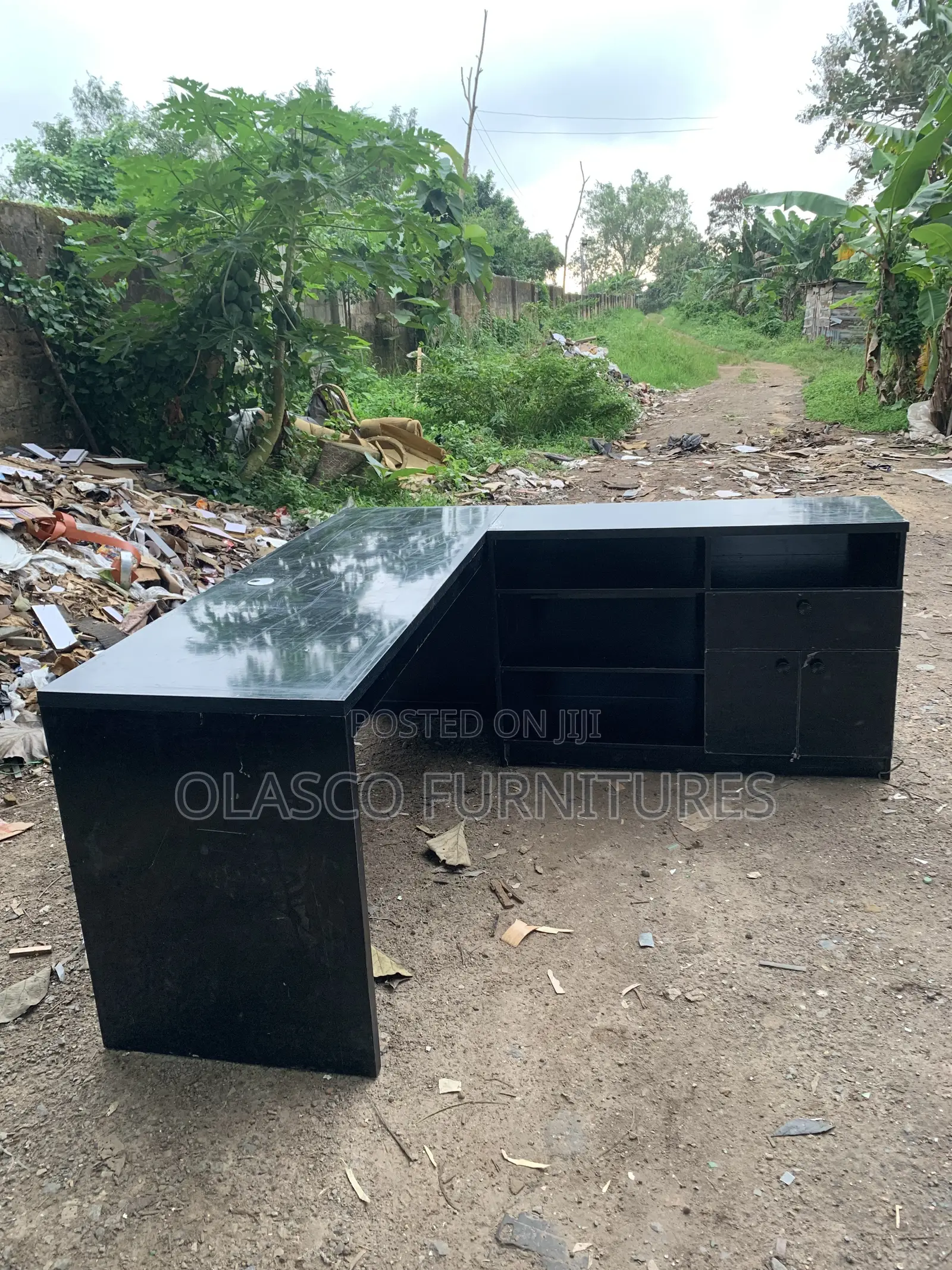 Office Tables Is Available