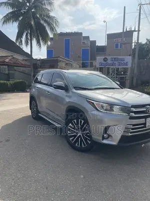 Toyota Highlander 2014 Silver