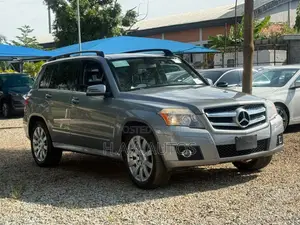 Mercedes-Benz GLK-Class 2011 Gray