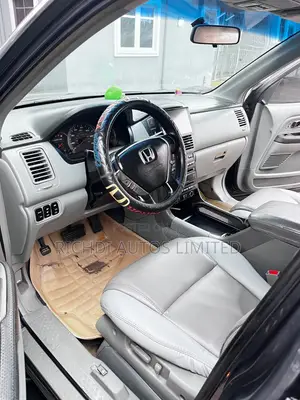 Honda Pilot EX 4x4 (3.5L 6cyl 5A) 2005 Gray