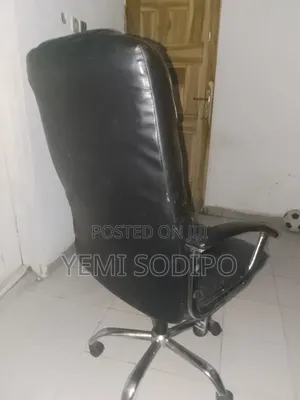 Executive Office Chair