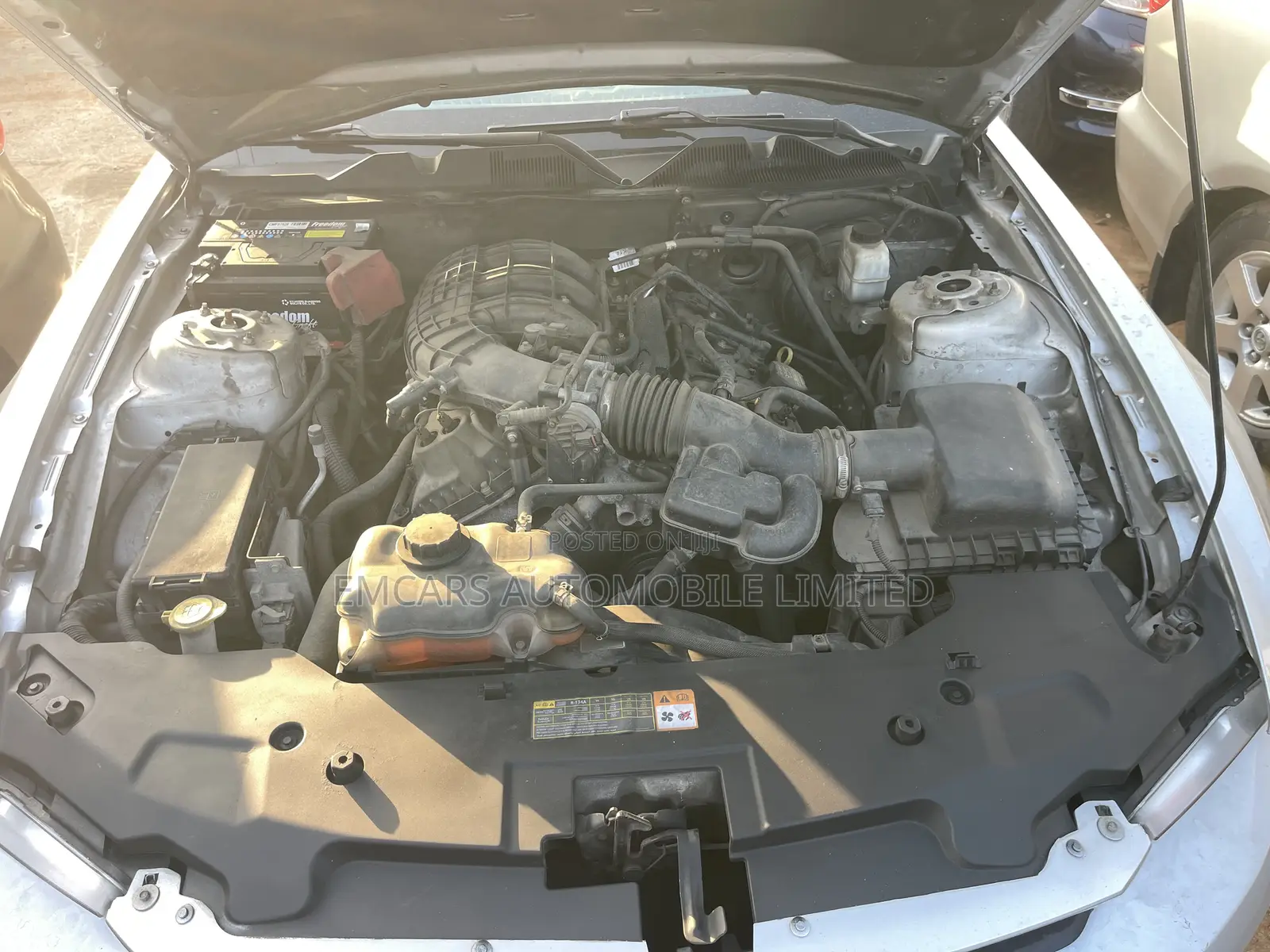 Ford Mustang GT 2011 Silver