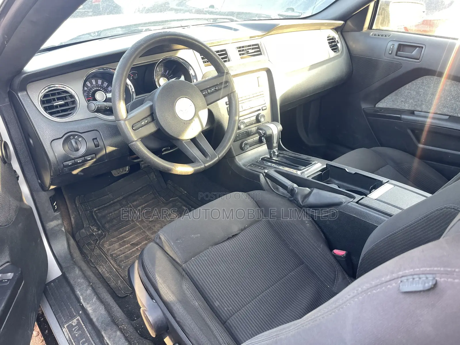 Ford Mustang GT 2011 Silver