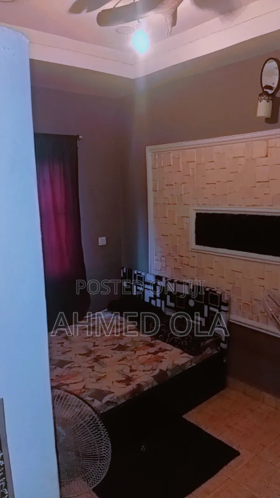 Lounge Bar and Apartment