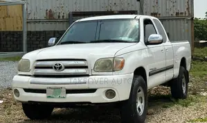 Toyota Tacoma 2004 White