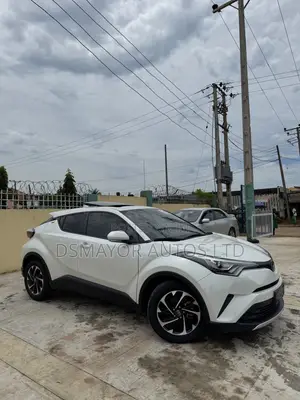 Toyota C-HR Nightshade 2021 White