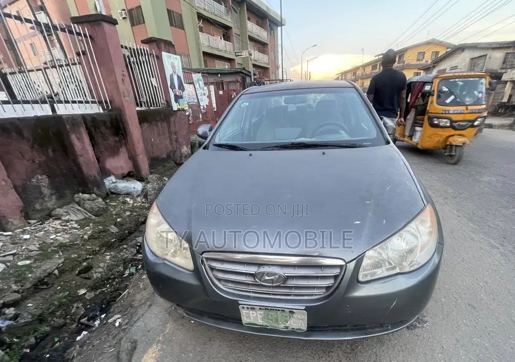Hyundai Elantra 2009 Gray