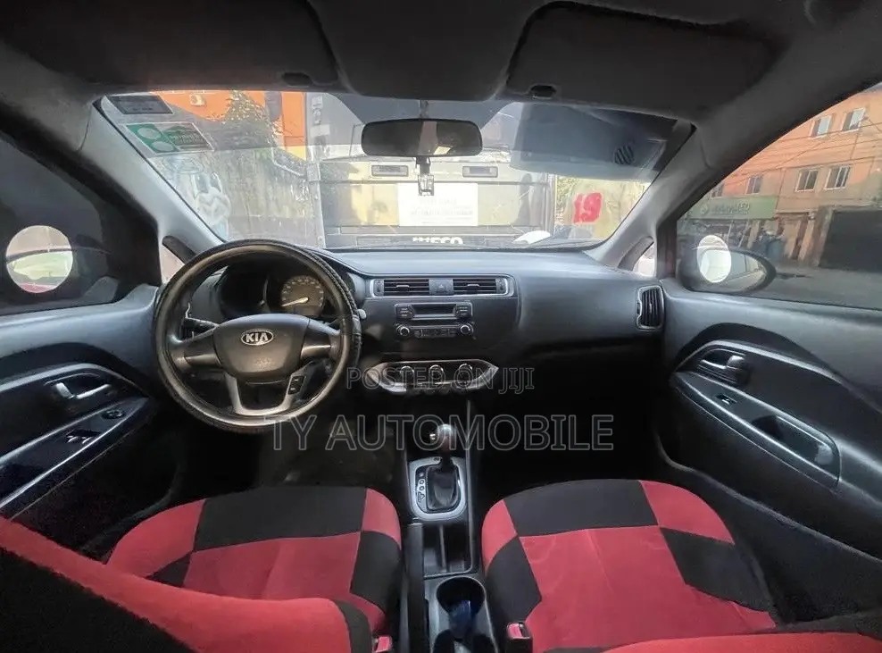 Kia Rio 2015 Red